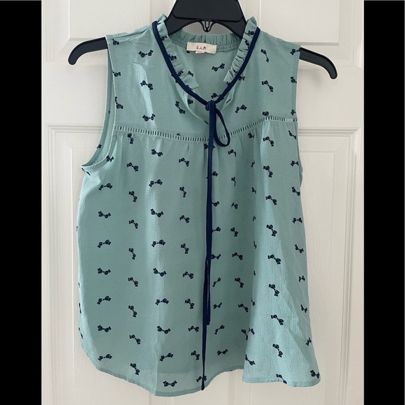 Tops - Cute top
